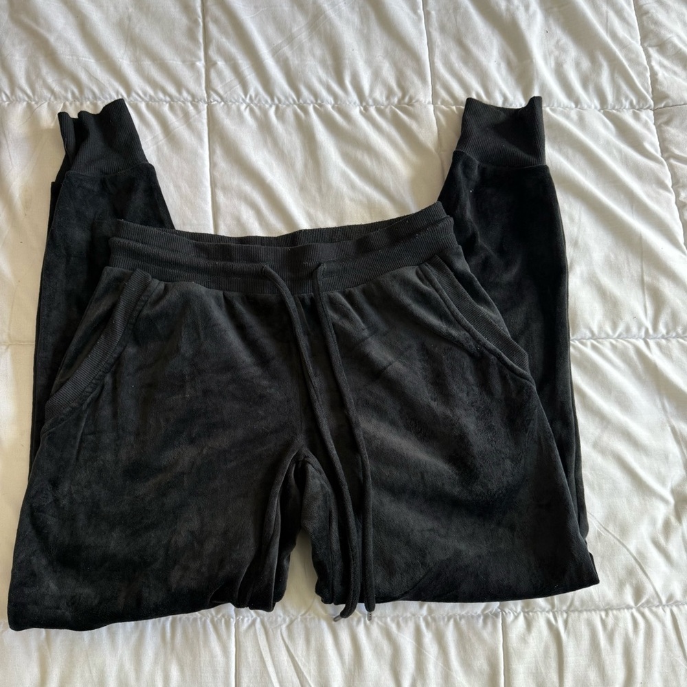 FELINA Black Jogger Pants